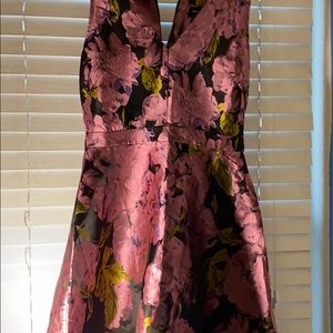 An elegant dress like no other!